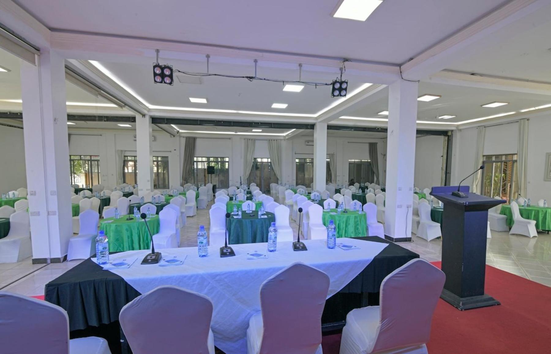 Hoima Buffalo Hotel & Business Hub Ltd מראה חיצוני תמונה