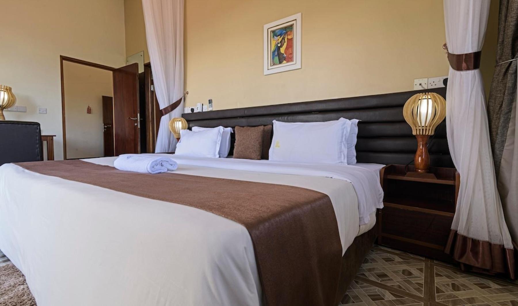 Hoima Buffalo Hotel & Business Hub Ltd מראה חיצוני תמונה